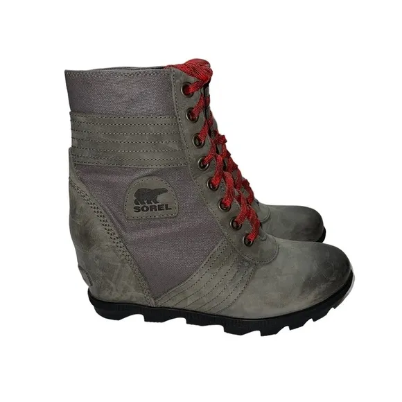 Sorel Joan of Arctic Wedge Shoes Size 9.5
