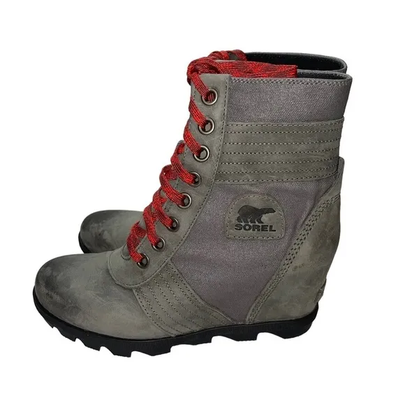 Sorel Joan of Arctic Wedge Shoes Size 9.5