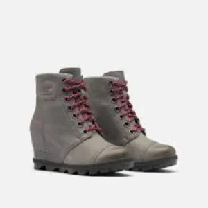 Sorel Joan of Arctic Wedge Shoes Size 9.5