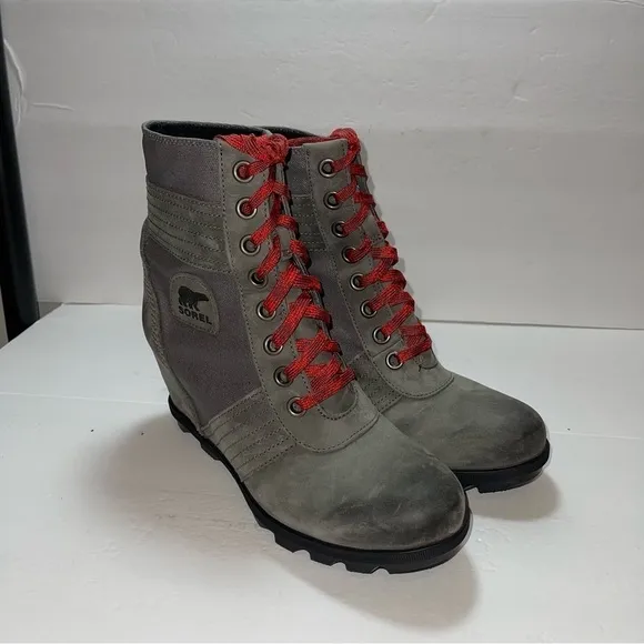 Sorel Joan of Arctic Wedge Shoes Size 9.5