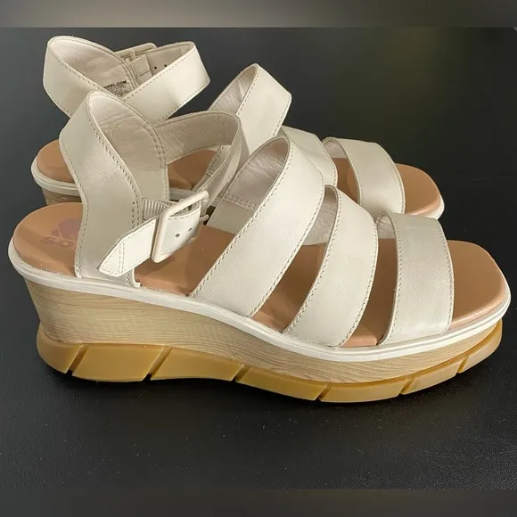Sorel Joanie lll Platform Wedge Sandals 90s Neutral Off White Leather Chunky
