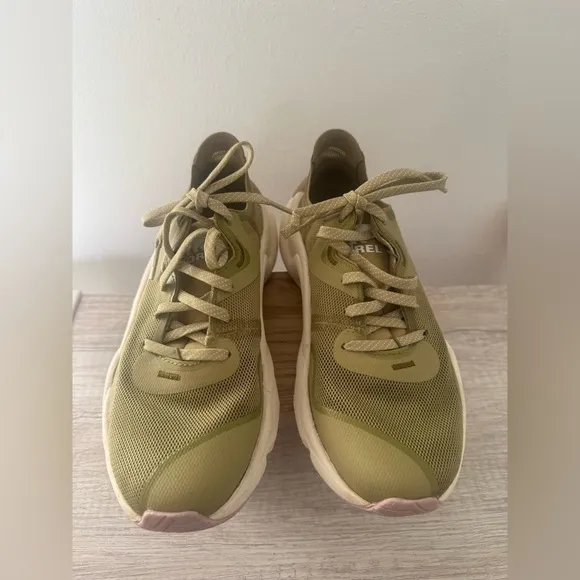Sorel Kinetic RNEGD Float Shoes Olive Mauve Sporty Comfy Stylish Size 7
