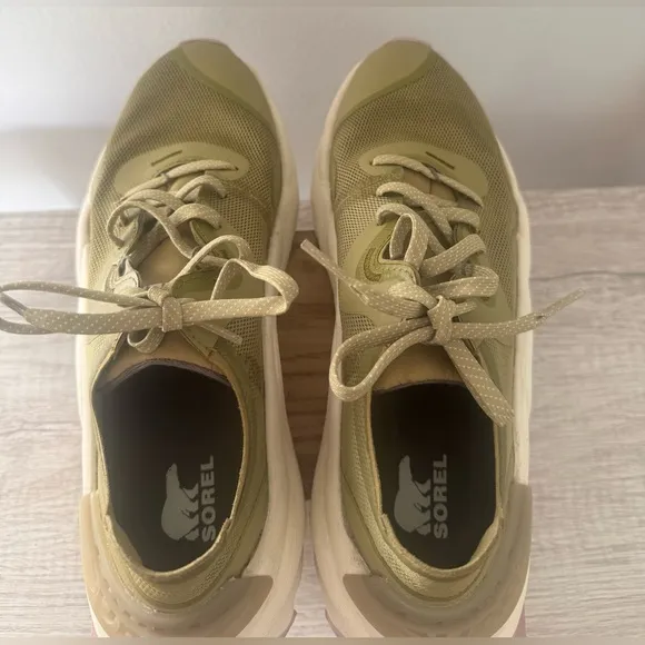 Sorel Kinetic RNEGD Float Shoes Olive Mauve Sporty Comfy Stylish Size 7