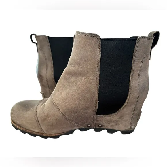 Sorel Lea Wedge Tan Leather Ankle Booties Boots Size 8.5 Heel