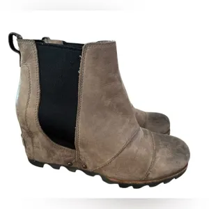 Sorel Lea Wedge Tan Leather Ankle Booties Boots Size 8.5 Heel