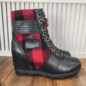 Sorel Lexie Wedge Womens Sz 7 Black Leather Red Buffalo Plaid Ankle Bootie Boots