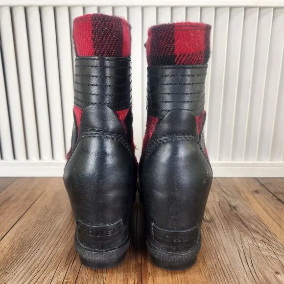 Sorel Lexie Wedge Womens Sz 7 Black Leather Red Buffalo Plaid Ankle Bootie Boots