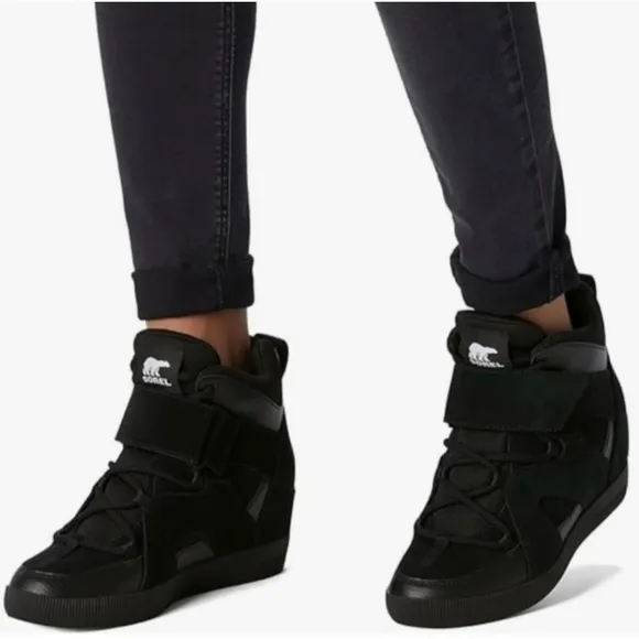 Sorel Out 'N About Sport Wedge Boots size 9