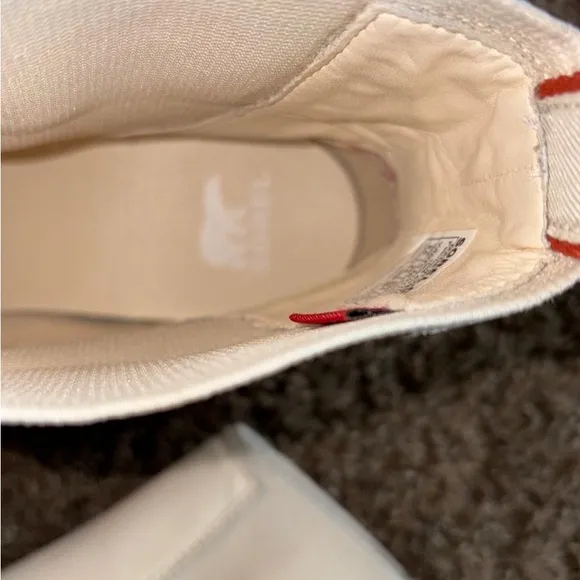 Sorel Tan and White Chelsea Ankle Booties with Chunky Sole