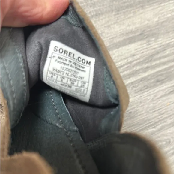 Sorel Tan Suede Booties Size 8