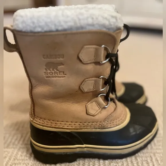 Sorel ❄️ youth caribou USA size 3 boots