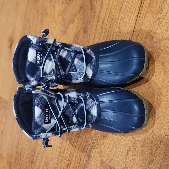 Sperry boots‎