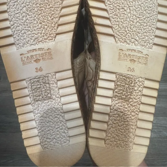 Spring Step L’Artiste Balharbour Platform Leather Flower Sandals