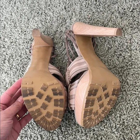 Stella McCartney beige platform sling back sandals size 8