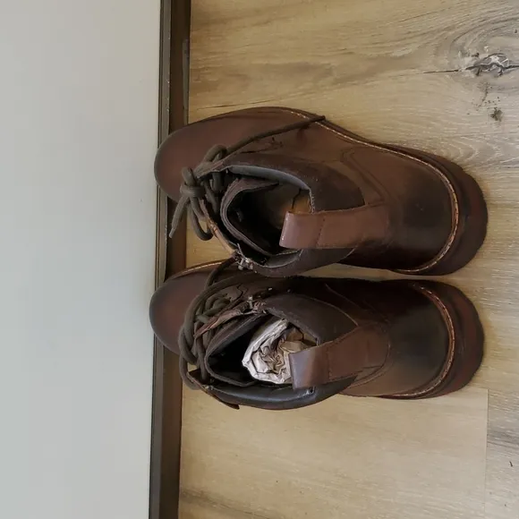 Steve Madden Brown Boots 13