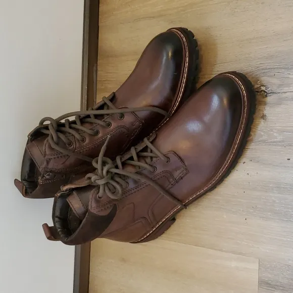 Steve Madden Brown Boots 13