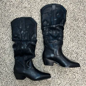 Steve Madden Dales Boots