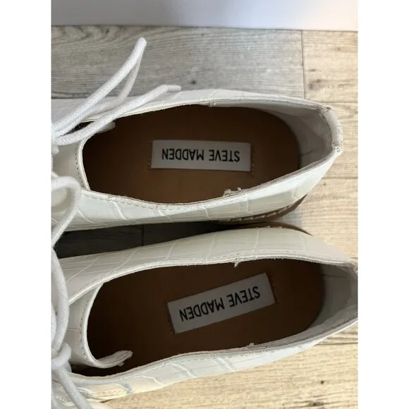 Steve Madden Women's Platform Oxford Chunky Y2K Shoes Acadamia White 7.5 Medium
