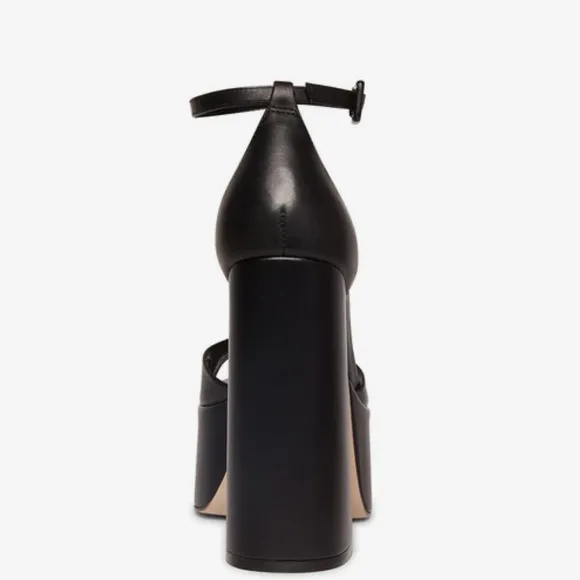 Steve MaddenKassiani Leather Platform Dress Sandals
