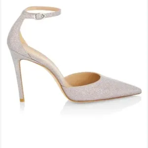 Stuart Weitzman &quot;Queen Helena&quot; high heel in a silver glitter finish. Size 9B EUC