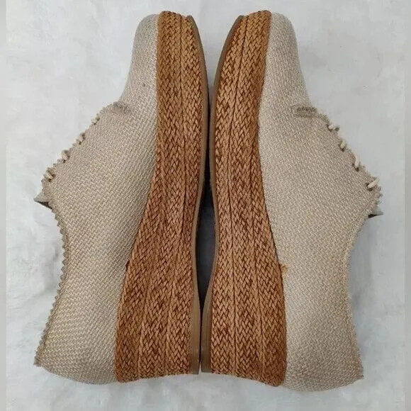 Stuart Weitzman Beige Espadrilles wedge sz 7
