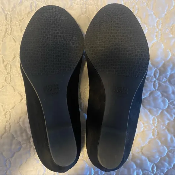 Stuart Weitzman Black Suede Wedge Shoes. 9W in good condition.
