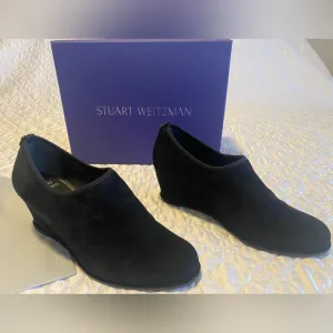 Stuart Weitzman Black Suede Wedge Shoes. 9W in good condition.