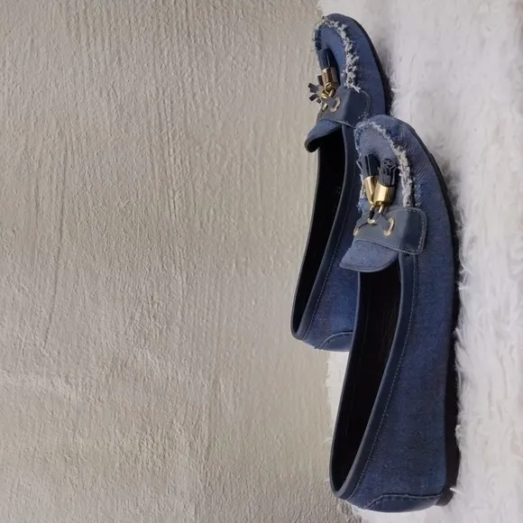 Stuart Weitzman Blue Fabric Tassel Detail Upper Round Toe Slip On Flat Loafer