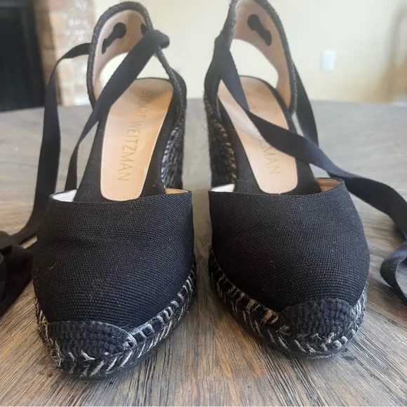 Stuart Weitzman Marguerita Wedge Tie Up Lace Up Espadrille. Grey and Black.