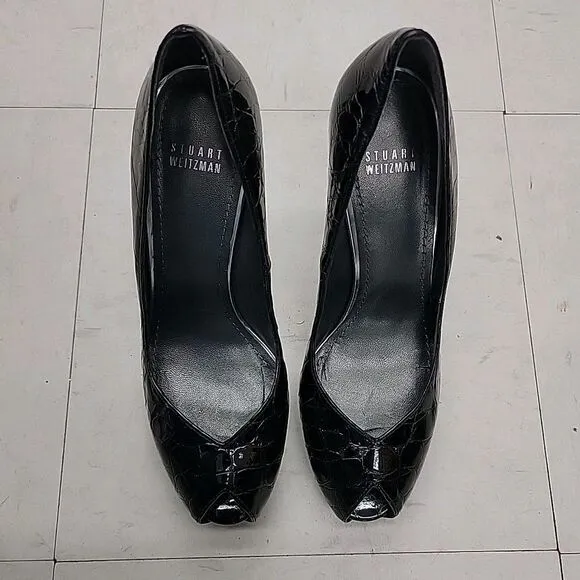 Stuart Weitzman Patent Leather Pumps Snake Skin Pattern Size 9