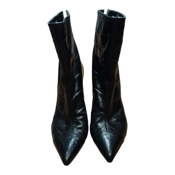 Stunning Stuart Weitzman Women's Black Leather Crocodile Booties Boots‎ Size 7.5