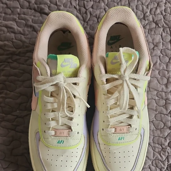 Stylish Women's Multicolor Sneakers