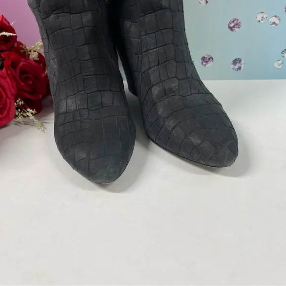 SUPER SALE ATWOOD DESIGNER KNEE BOOTS