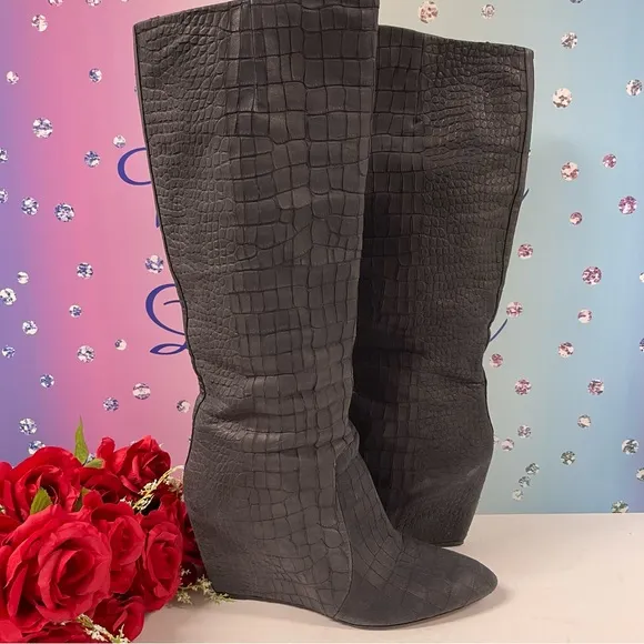 SUPER SALE ATWOOD DESIGNER KNEE BOOTS