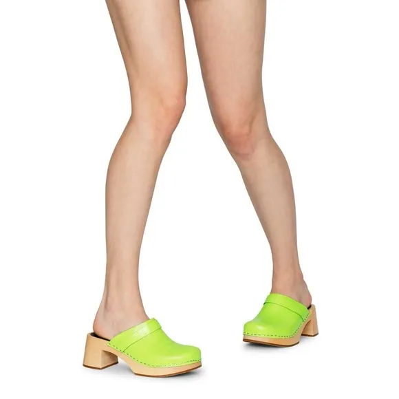 Swedish Hasbeens Dagny Clog Apple Green Croc NEW