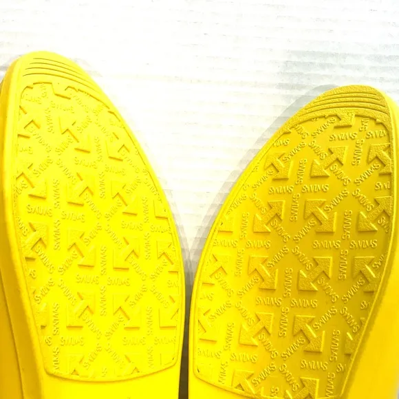 SWIMS Luxury Water Shoes Yellow M 9-11 Medium