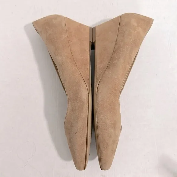 TALBOTS LANEY ASYMMETRICAL WEDGES - SUEDE TAN 8.5W (display shoe) NWOT