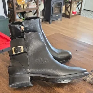 Talbots Tish Buckle Leather Ankle Boots Black With Gold Tone Hardware Womens 7.5