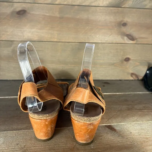 taos carousel womens size 10 shoes orange leather slingback wedge sandals