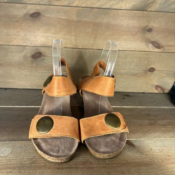 taos carousel womens size 10 shoes orange leather slingback wedge sandals
