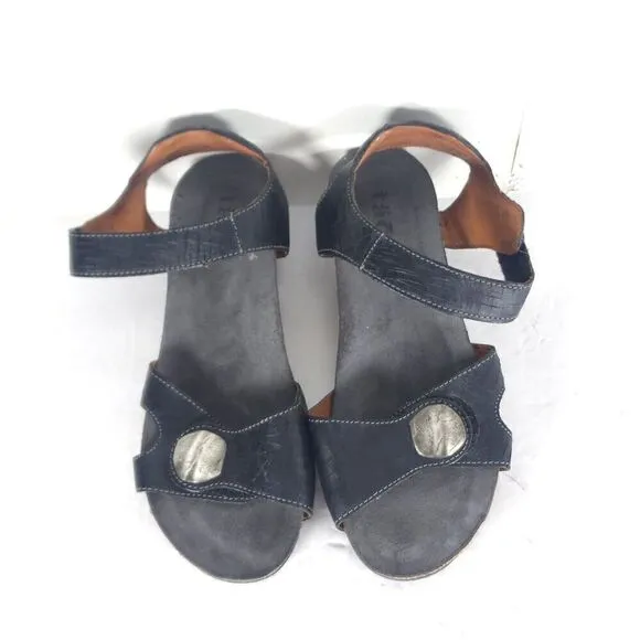 Taos Women’s Charade EU38 US 7-7,5 Black Leather Low Wedge Strappy Sandal Shoes