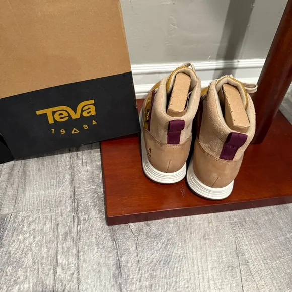 Teva Recycled Nylon ReEMBER CommuteWaterproof Boots‎