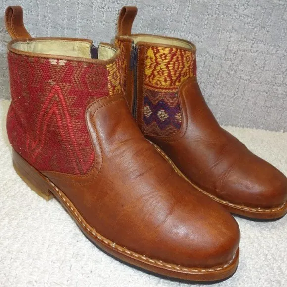 Teysha Handmade Cognac Brown Embroidered Leather Ankle Boots Womens Size 8 US