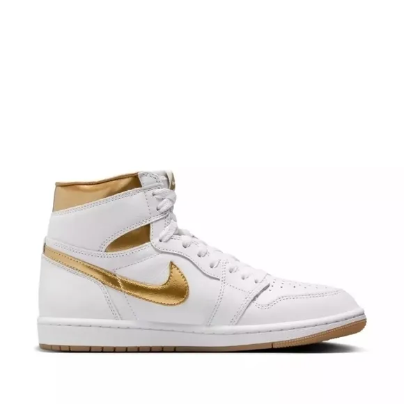 The Air Jordan 1 Retro Shoes High OG Metallic Gold Women 11 / Men 9.5 Authentic