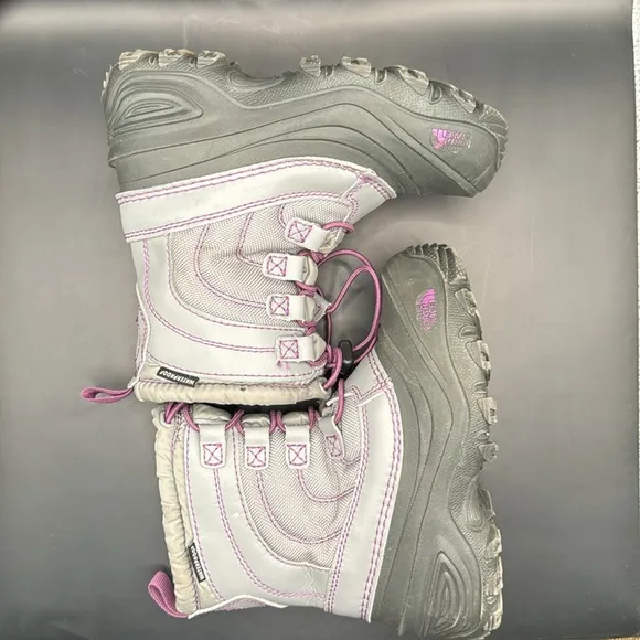 THE NORTH FACE™️ Children's Size 12 'ALPENGLOW' Snow Boots