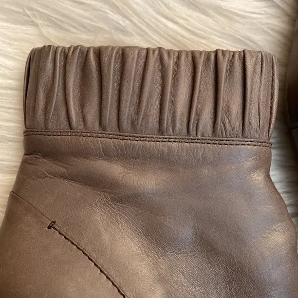 The Seller Gray Italian Leather Boots, Size 41