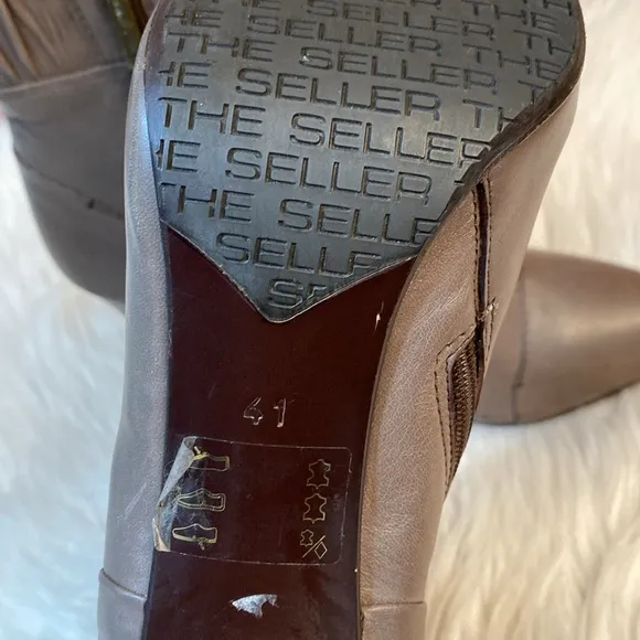 The Seller Gray Italian Leather Boots, Size 41