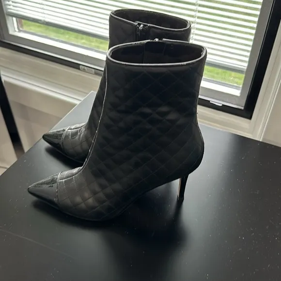 The Shoe Box brand new boot size 36