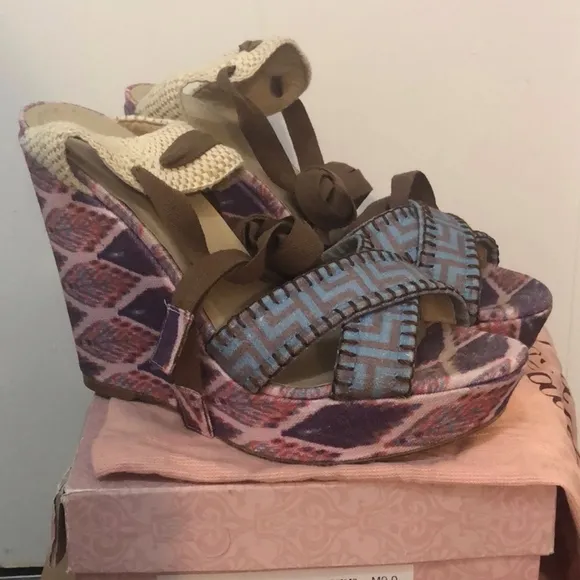 Theodora &amp; Callum Biarritz Wedge Sandals