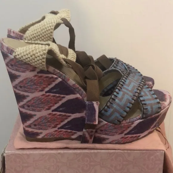 Theodora &amp; Callum Biarritz Wedge Sandals
